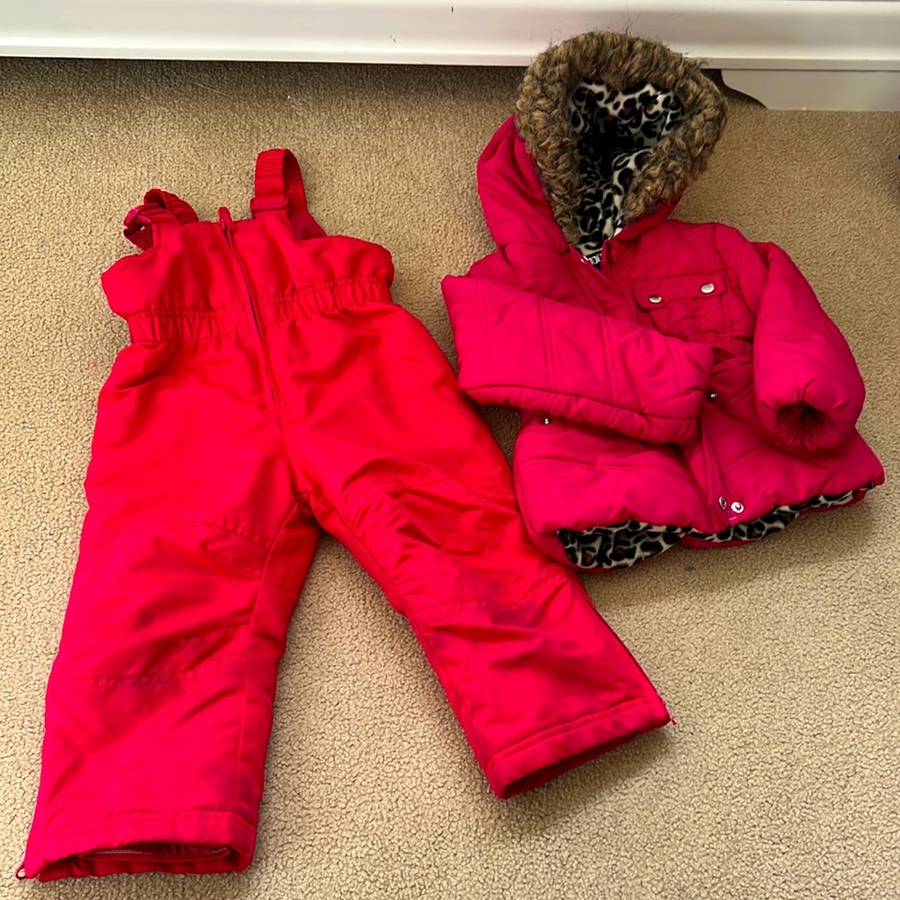 Snow suit